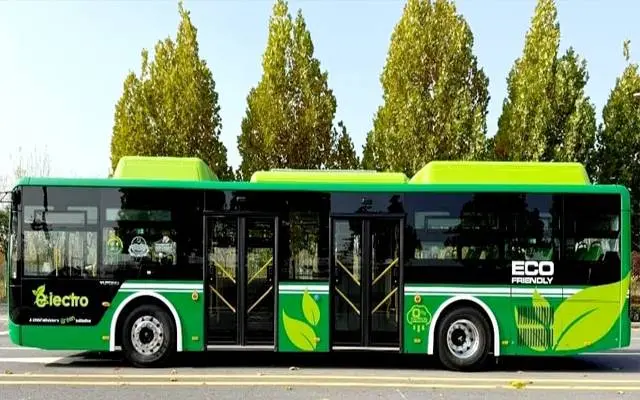 لاہور میں مزید 40 الیکٹرک بسیں چلانے کا منصوبہ