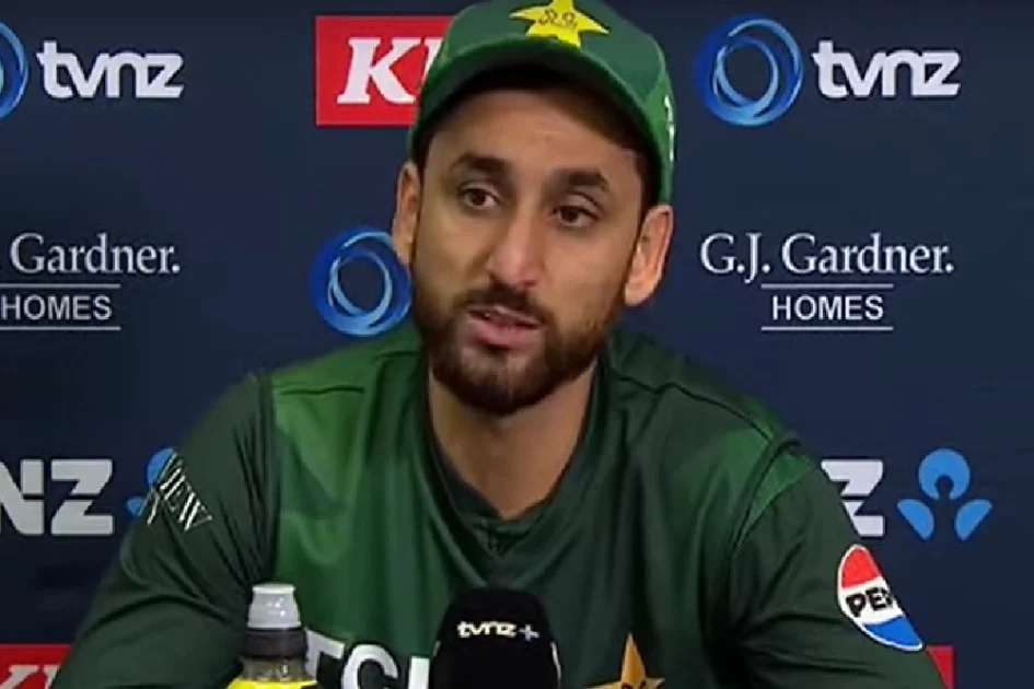 سلمان آغا کپتان برقرار