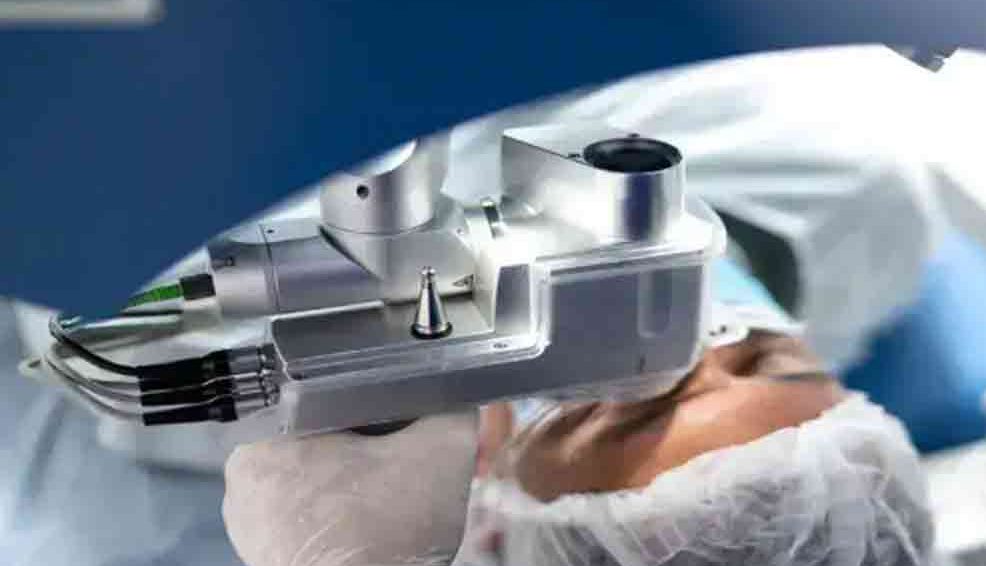 ریٹینا آپریشن کرنیوالا روبوٹ