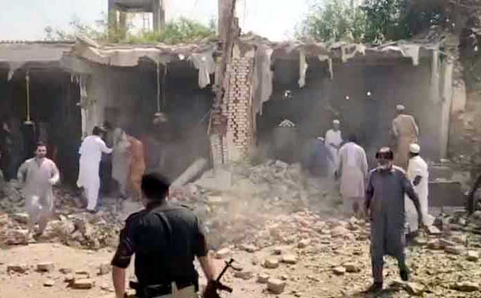کوہاٹ پولیس لائنز میں خودکش دھماکا